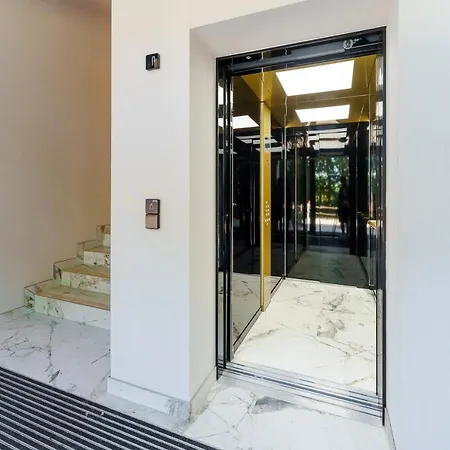 Kapitanski Z Widokiem Na Morze 4 Pietro - By Perlowa Przystan Rent Apartamento